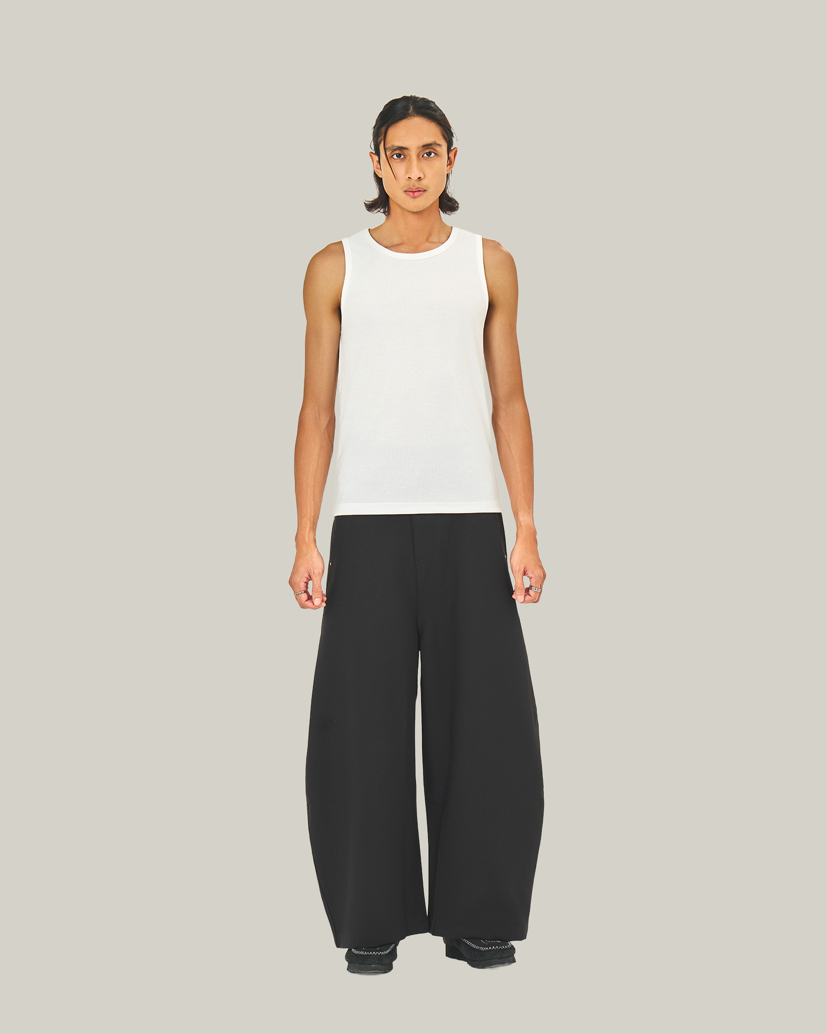 hust-signature-trousers | Black